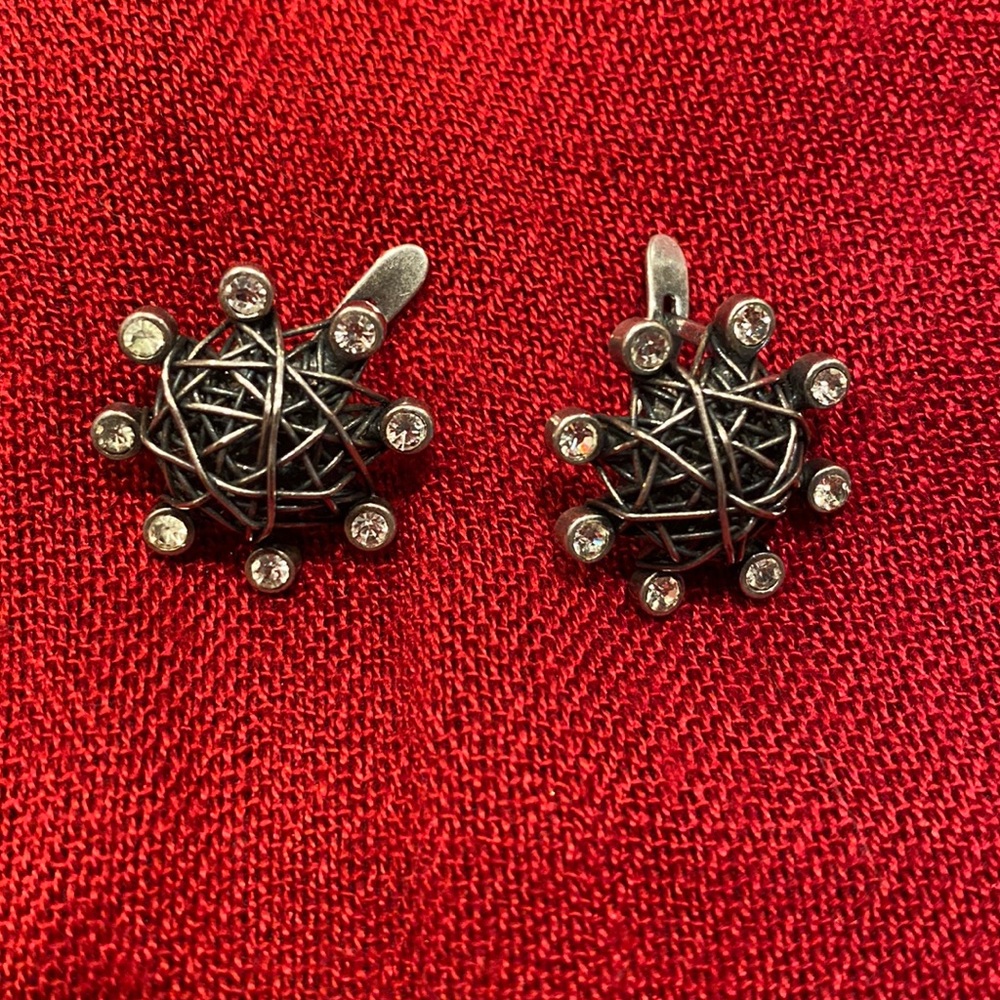 Sterling Silver stimulant diamond earrings